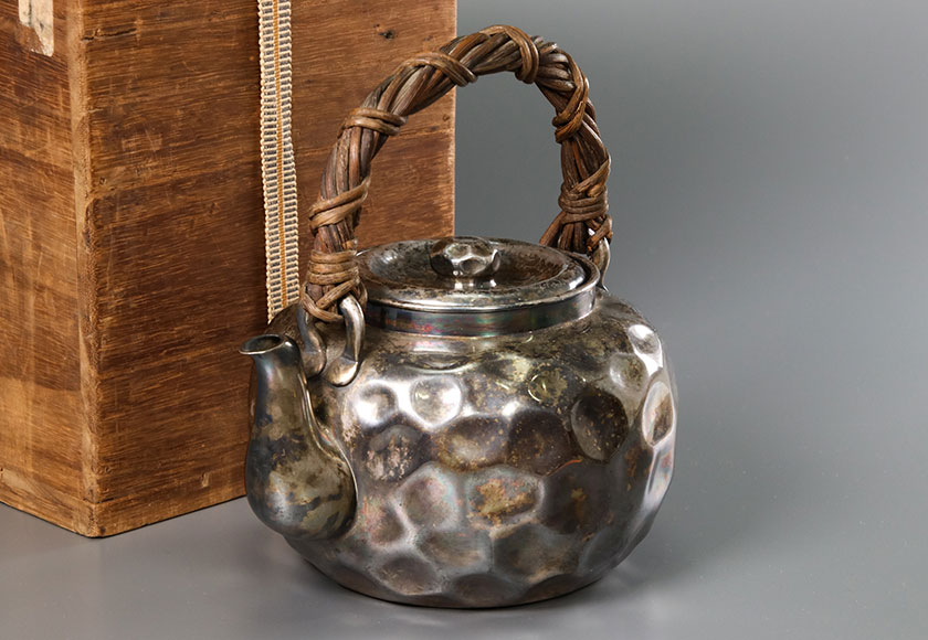 鉄瓶・銀瓶イメージ