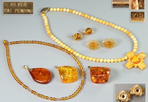 琥珀アクセサリー