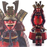 武具 光忍作 六文銭前立八間星兜 鉄地面頬 赤備え六文銭等身大甲冑 鎧櫃付属