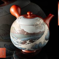 常滑名人 吉川雪堂作 壷堂刻「富士三十六景 駿河薩夕之海上」朱泥彩色細密画急須