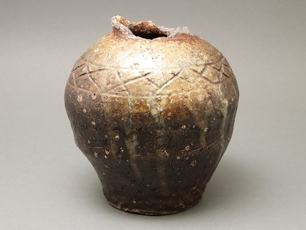 古信楽 紋様入 壷 高さ27.0cm 合箱