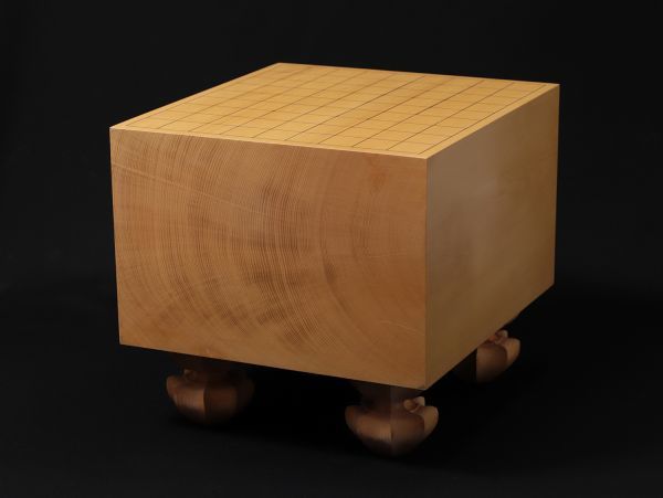 将棋道具 榧 柾目 脚付将棋盤 厚み七寸四分(225mm)