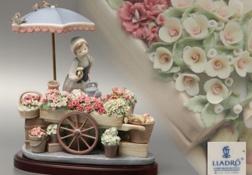LLADRO リヤドロ No.1454 「公園通りの花屋さん」フィギュリン 置物 全幅24.4cm 現状品