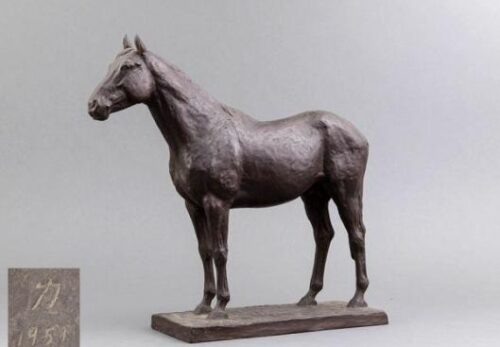 彫刻家 大須賀力作 ブロンズ 馬 置物 高さ31.6cm 台座付属 1951年