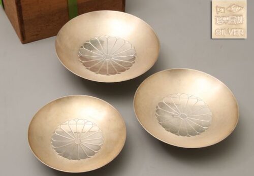 金工美術【造幣局】製 SILVER刻 菊御文 三段重銀杯 総重量896g 箱付属