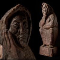 【彫刻家 瀧口政満作 希少作品一挙に出品】木彫 人物座像 アイヌ彫刻 高さ63.5cm